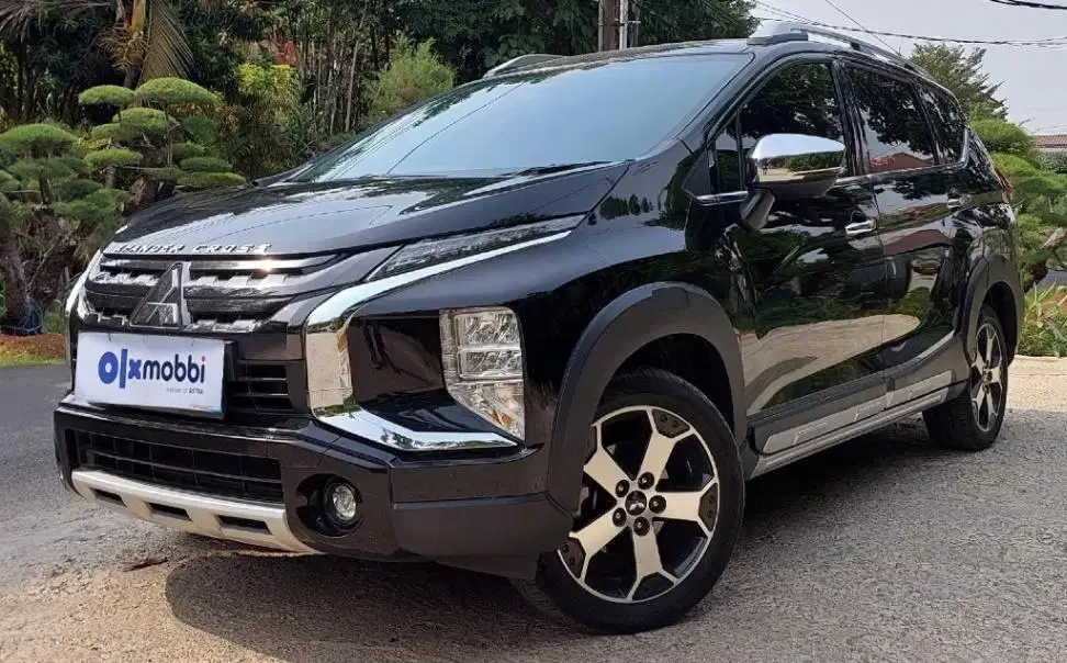 TERMURAH Mitsubishi Xpander 1.5 Cross Bensin-AT Hitam 2019