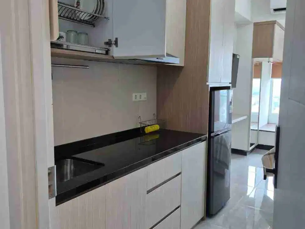 SEWA APARTEMEN WESTOWN VIEW UNIT BAGUS BARU ADA WIFI CEK DISKRIPSI