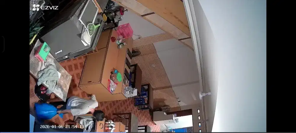 Crew Takjil di Kolak Nelly