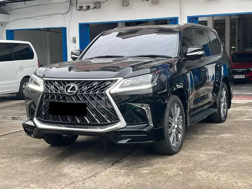 [ New Model ] Lexus LX570 F-Sport 2016 Facelift