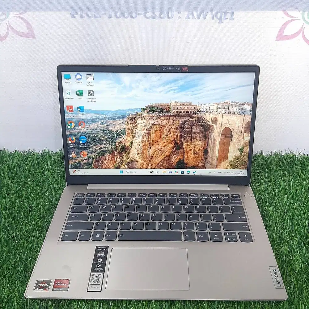 LENOVO IDP 3 SLIM 3 AMD RYZEN 3 5300U RAM 8GB NVME 512GB VGA AMD 2GB
