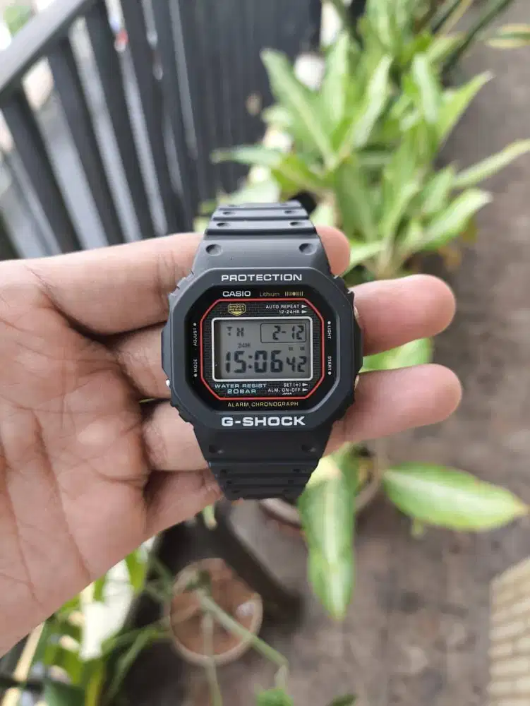 Casio G-Shock DW-5000R