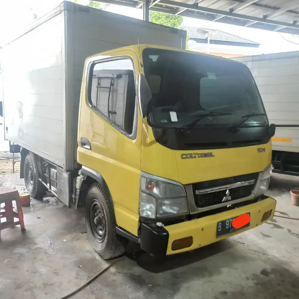 Mitsubishi Colt Diesel Engkel box th 2017 orisinil