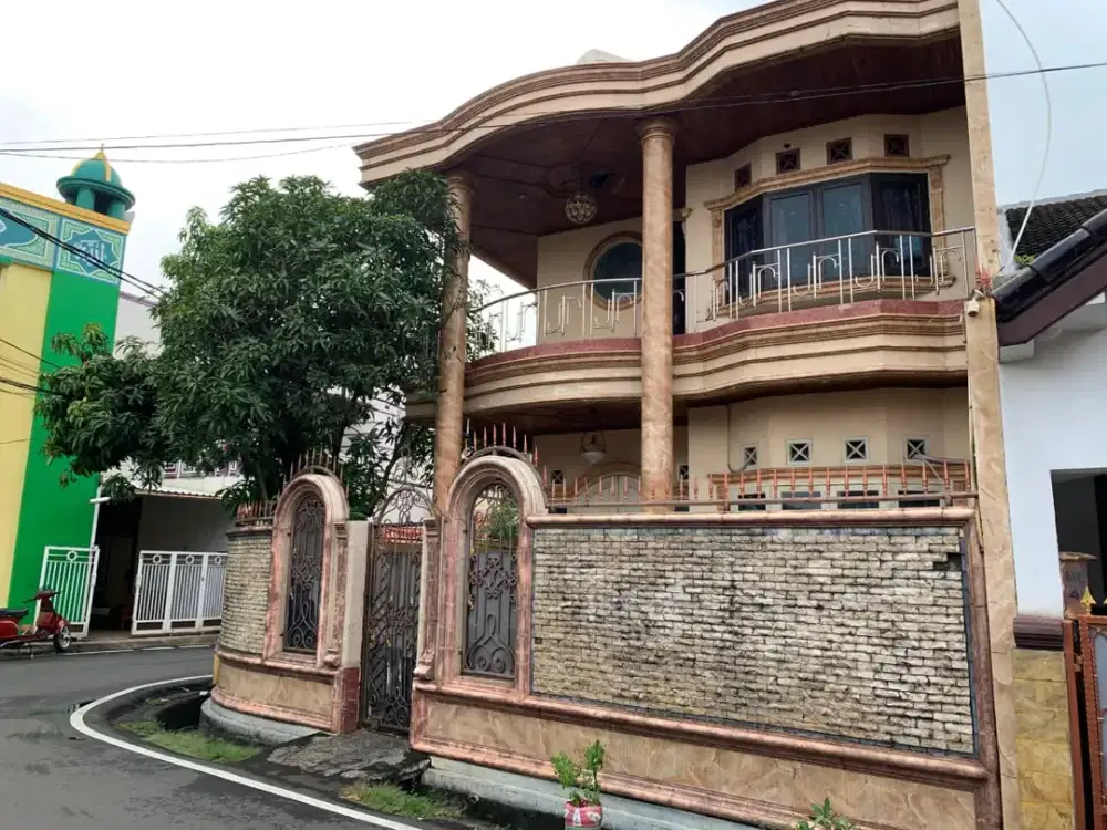 Rumah Classic LT 160 M² di Komplek Buaran Duren Sawit