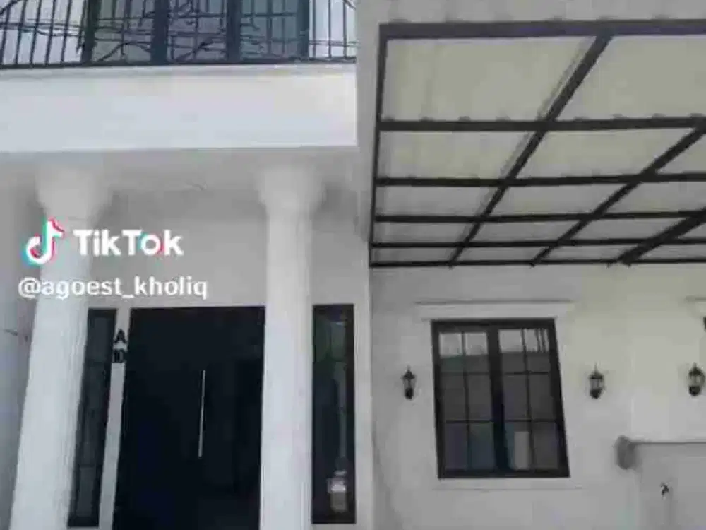 Rumah 2 lantai Siap huni harga terjangkau di  Cibinong