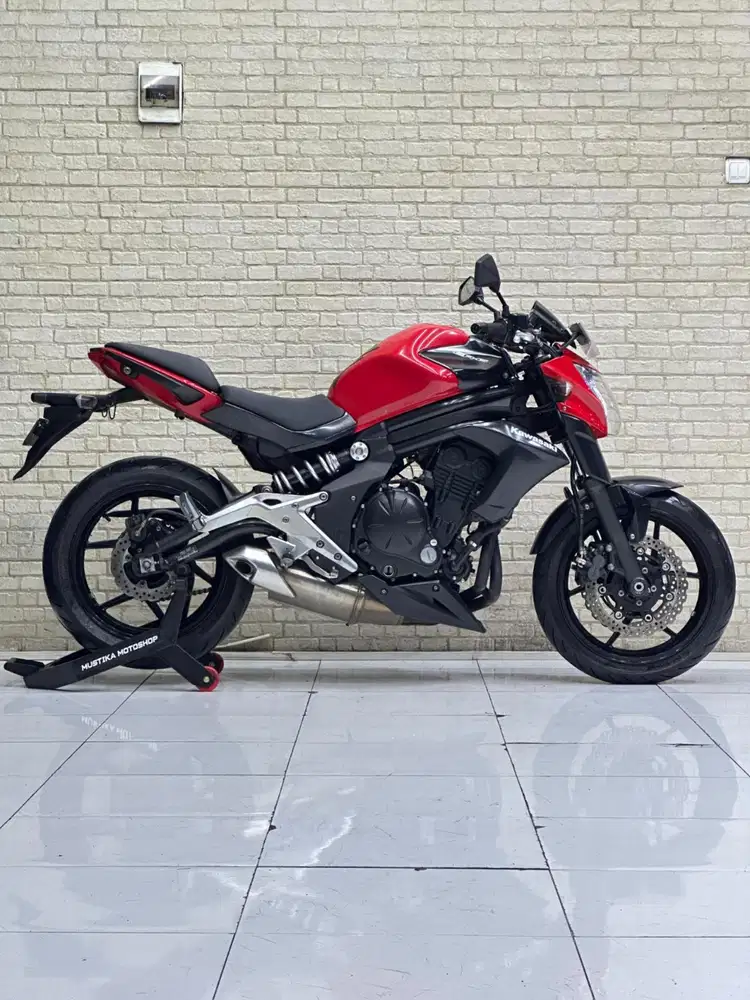 MOGE TERLARIS! Kawasaki ER6N 2012 Red Edition