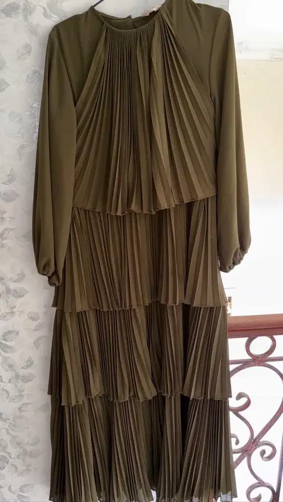 dress pleated KHANAAN