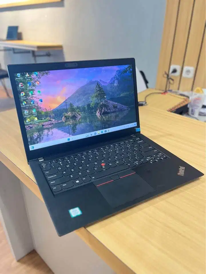Lenovo Thinkpad T480s Core i5 Gen 8 Ram 8GB SSD 256Gb