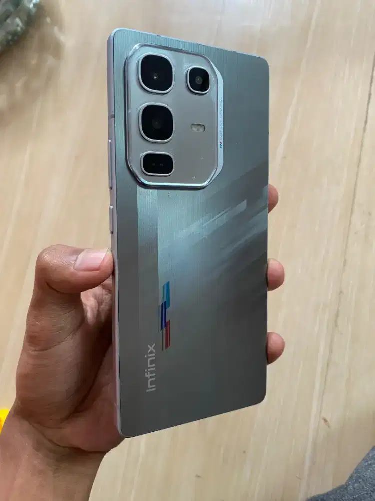 infinix note 50 pro 8/256 bmw