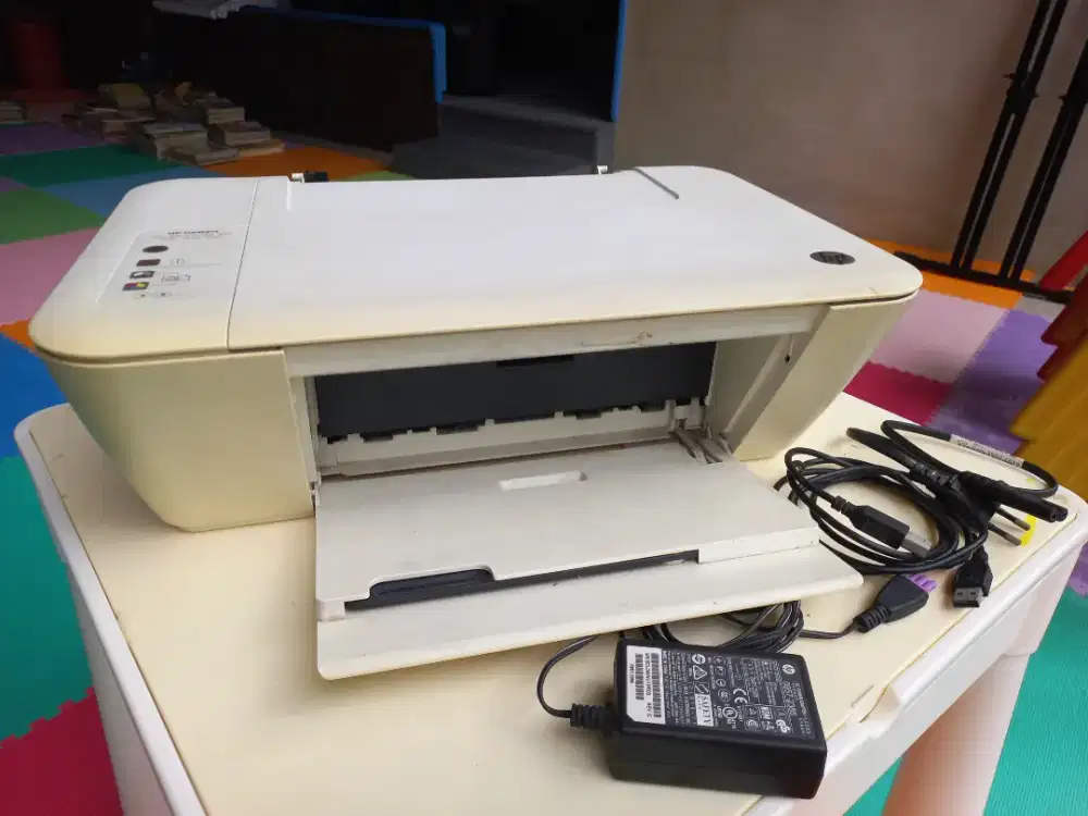 HP DeskJet Ink Advantage 1515 All-in-One Bekas
(Print • Scan • Copy)