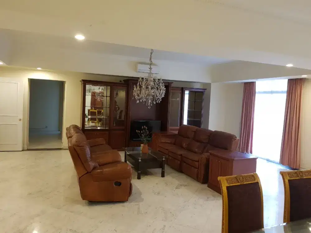 Dijual Apartemen Menteng Eksekutif Jakarta Pusat, 4 Bedroom Furnished