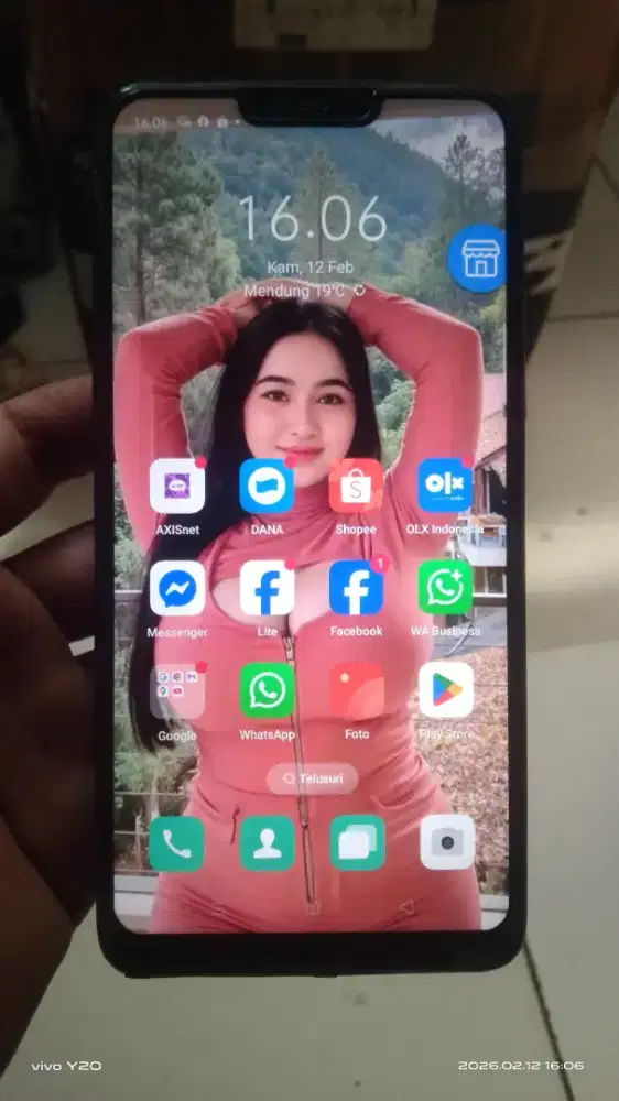 Oppo F7 4G 4/64 layar 6.3 inchi mulus tt/barter