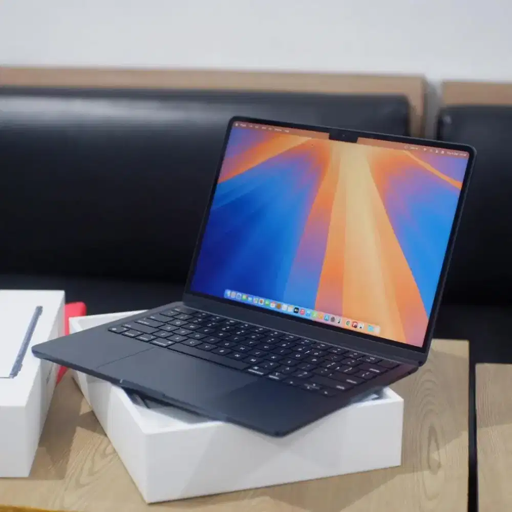 MacBook Air M3 16/256 Ibox Fullset