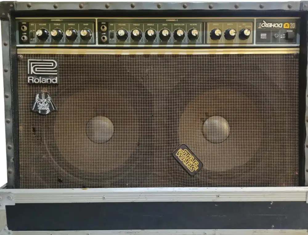 Roland JC-120 Jazz Chorus 2 x 12-inch 120-watt Stereo Combo Amp