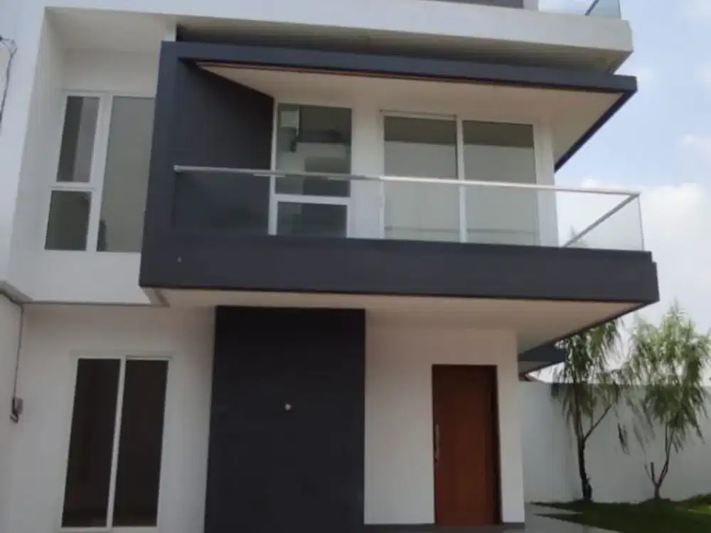 Rumah Baru Posisi Hook Taman Surya Jakarta Barat