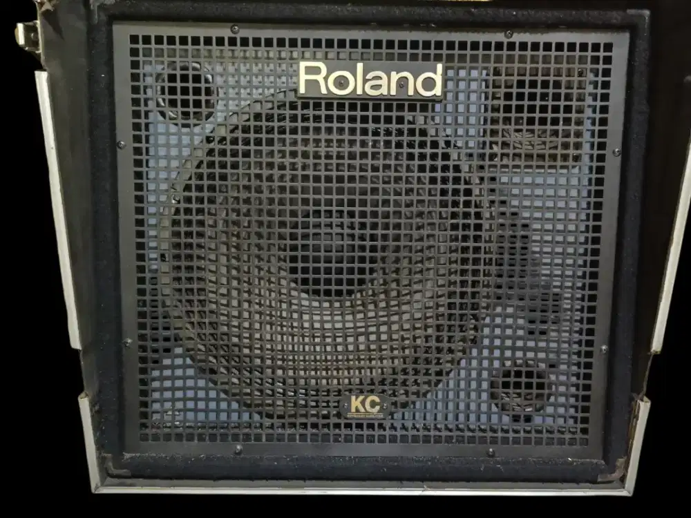 Amplifer Keyboard ROLAND KC-550