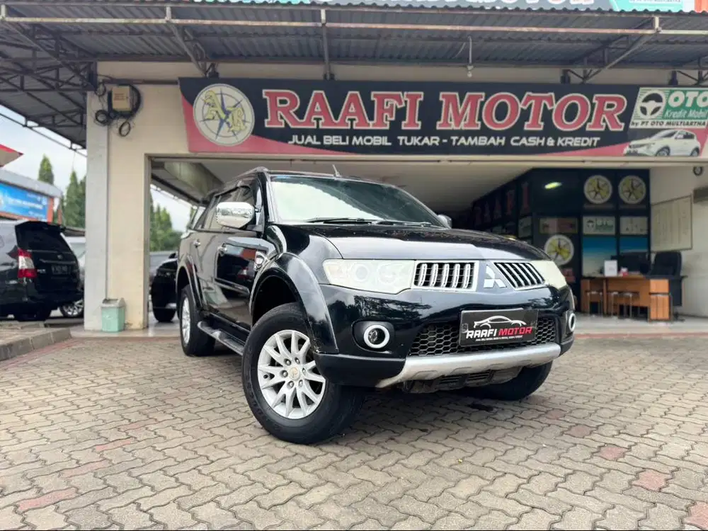 Mitsubishi Pajero Sport Exceed AT Matic 2010 Hitam
