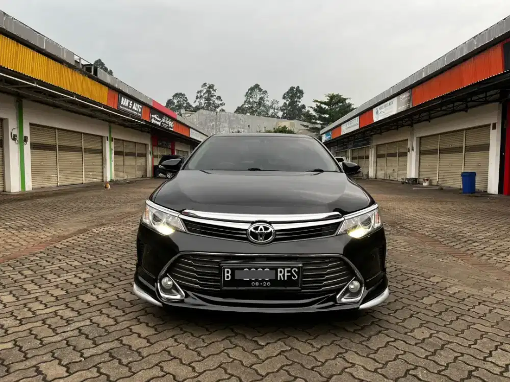 DP 5JT NEW CAMRY 2.5 V AT 2016 LOW KM 80RB ANTIK RARE !!