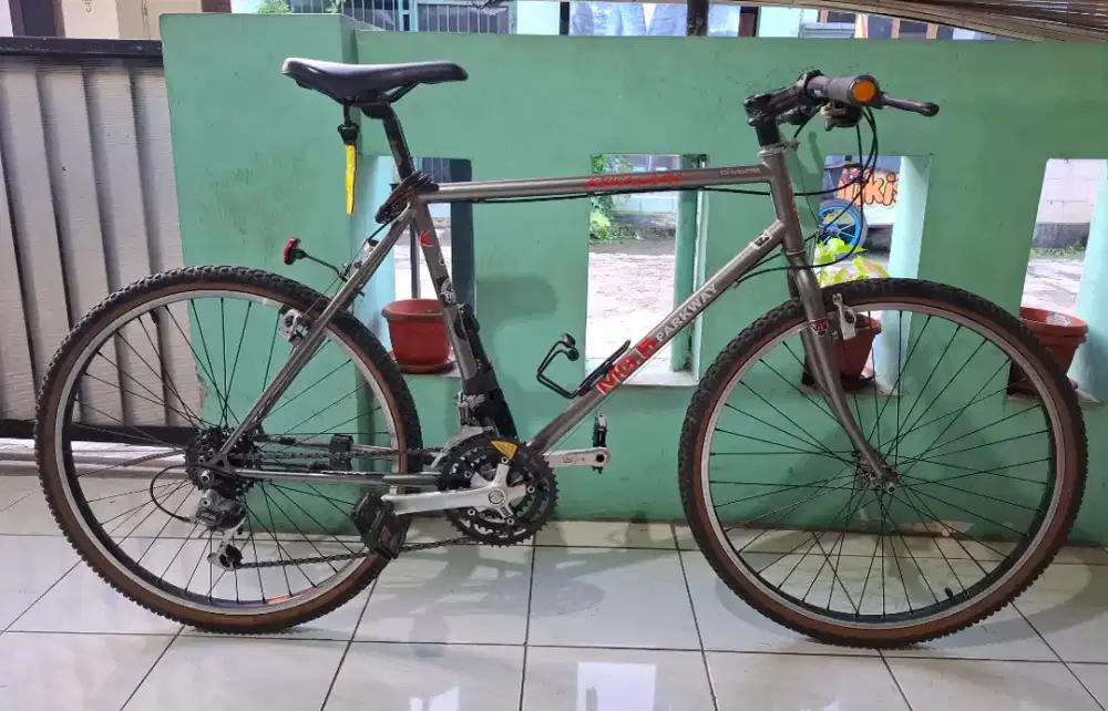 Sepeda Kuwahara Parkway M-35