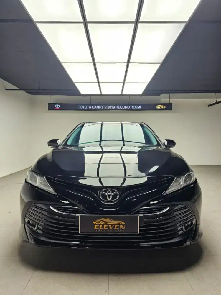 Toyota Camry v at bensin 2019