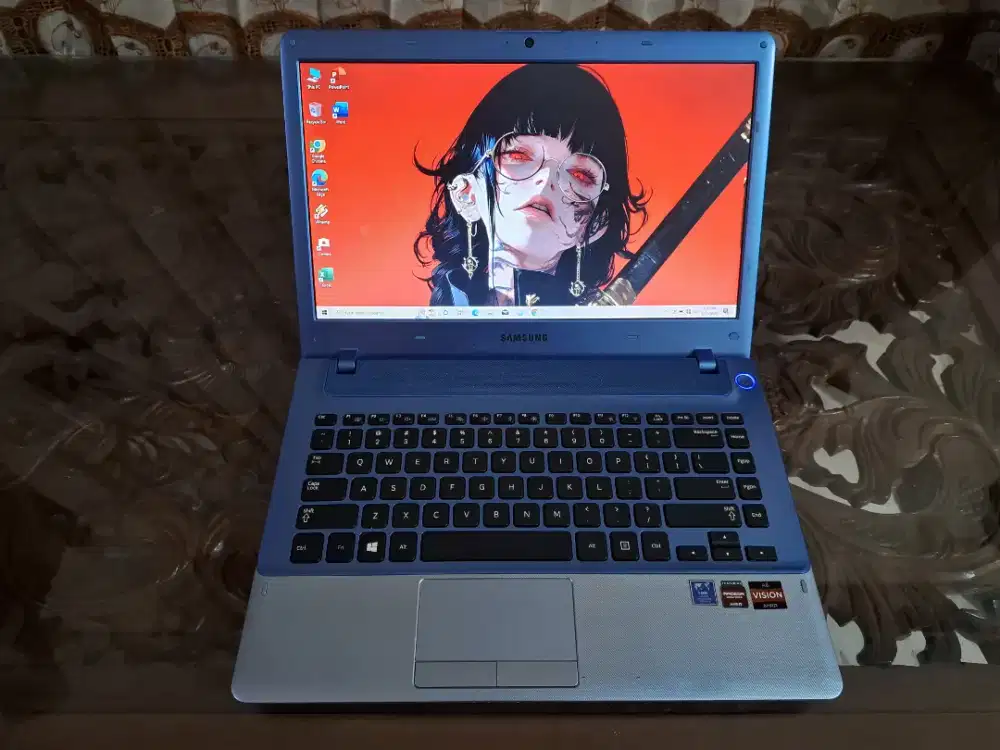 Laptop samsung A6-4400m, ram 4gb, hdd 500gb, win 10 siap pakai