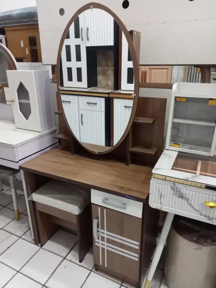 Promo Cicilan Meja Rias