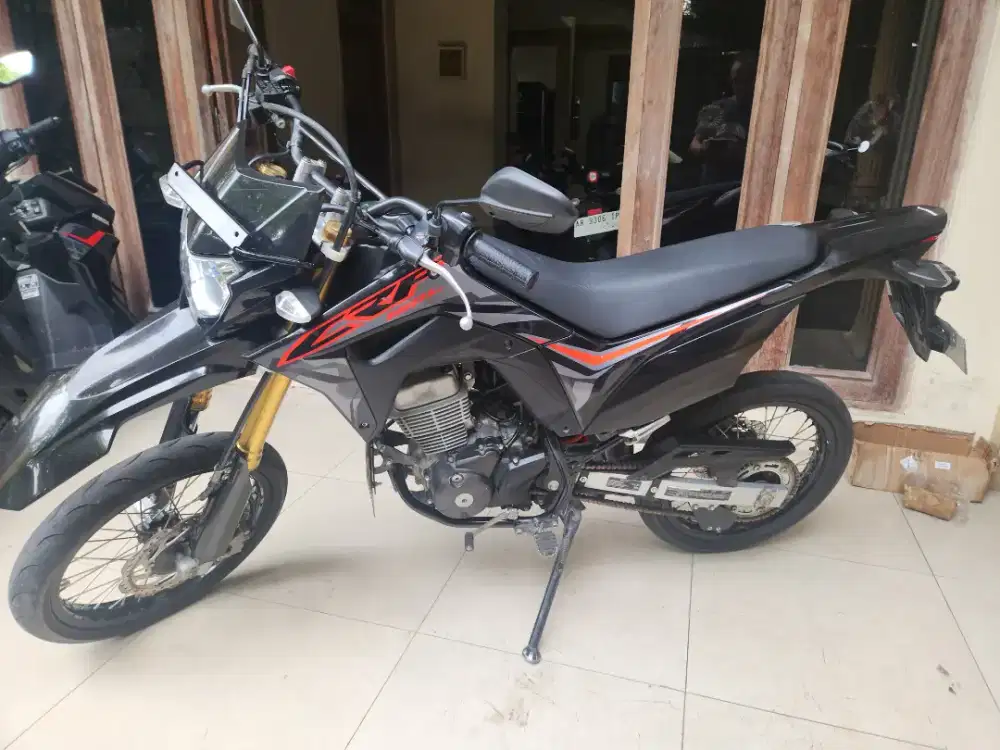 Crf 150 hitam glosy 2021 gbm bisa tunai atau kredit