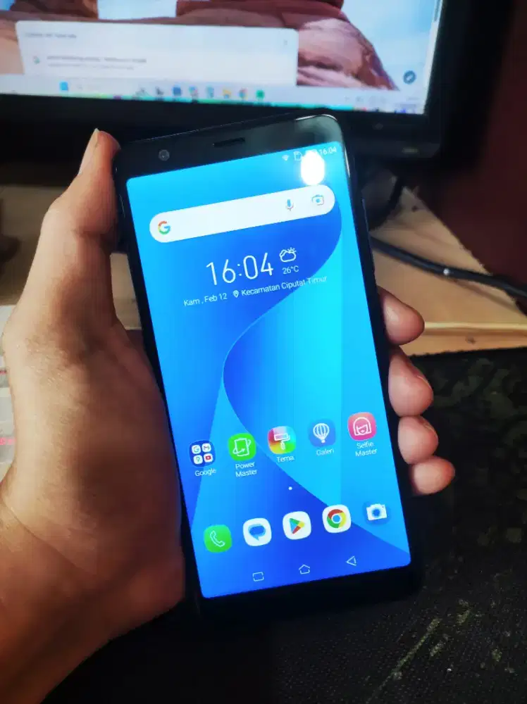 Asus Zenfone Max Plus M1 4/64