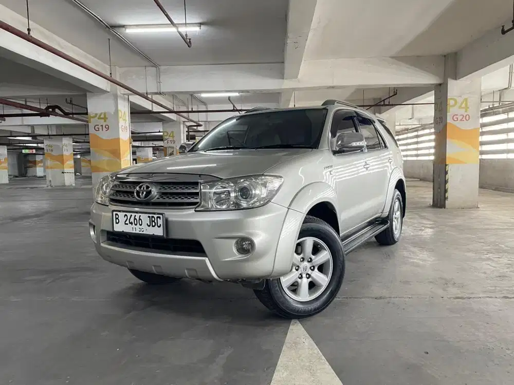 fortuner g lux matic 2010