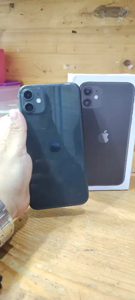 iPhone 11 64gb inter all operator lkp mulus batre 93%