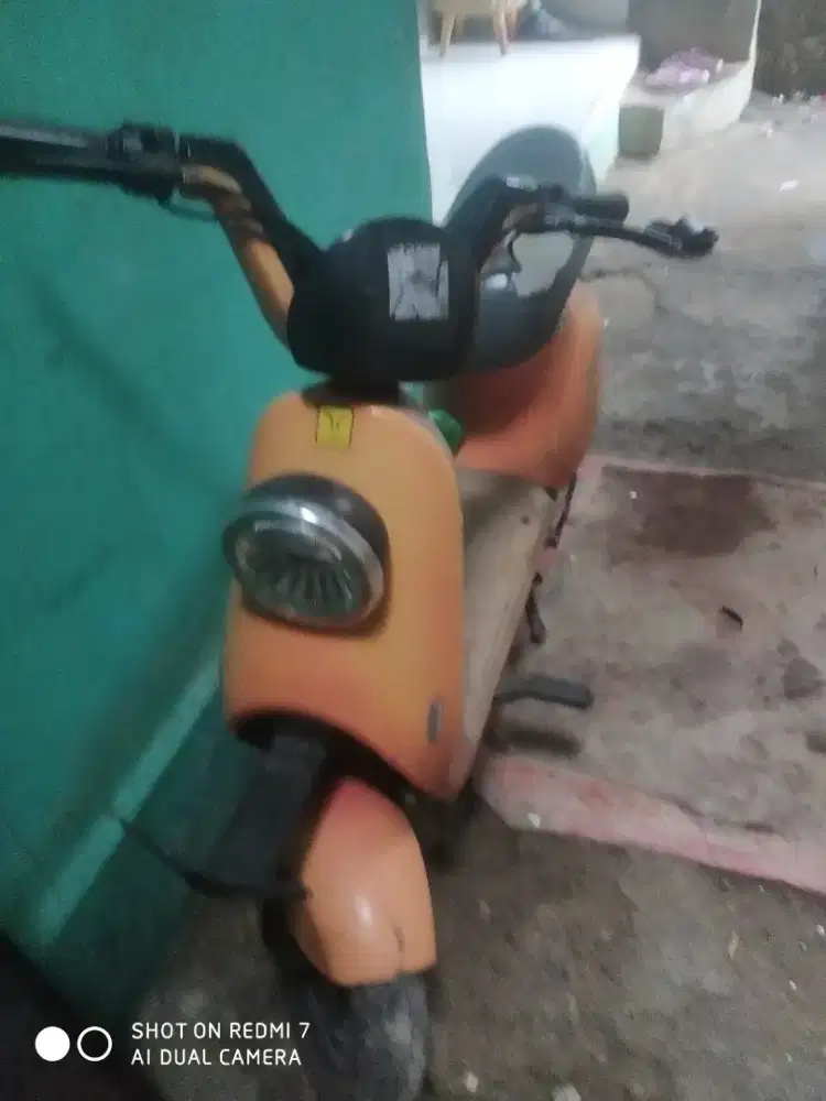 Sepeda listrik uwinfly R8S