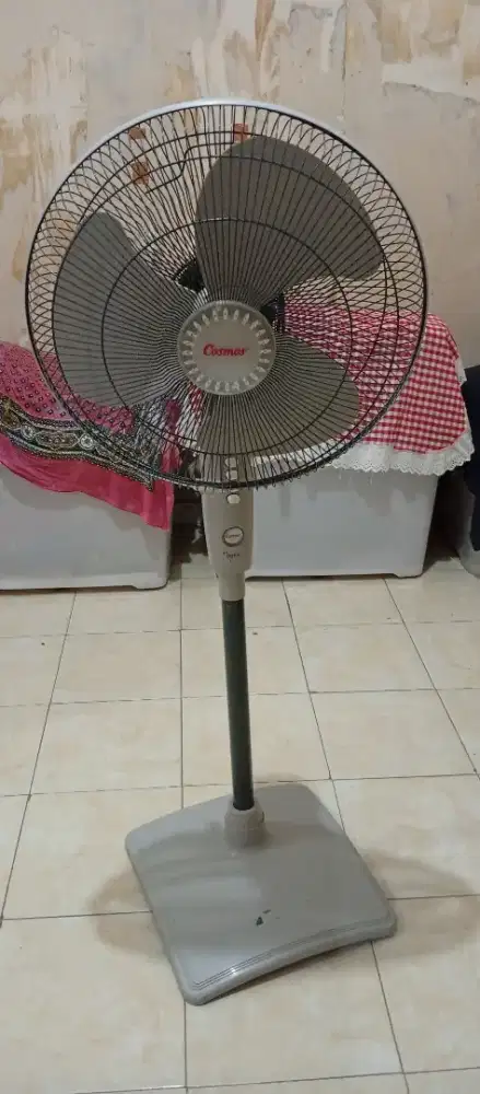 KIPAS ANGIN COSMOS