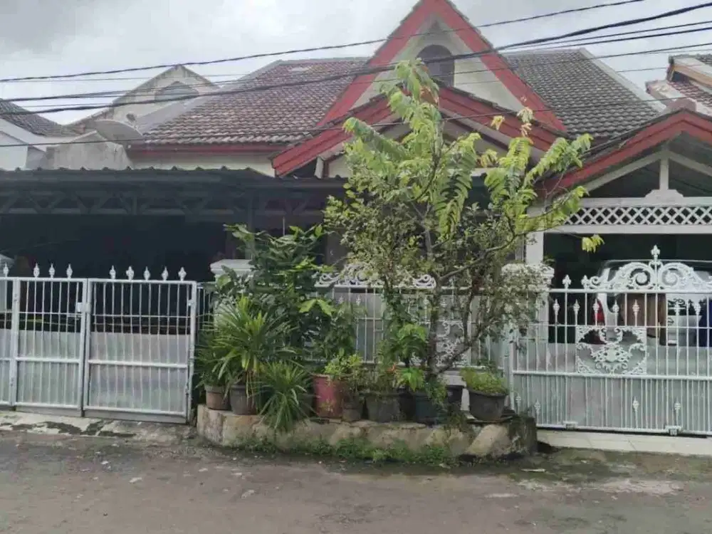 Rumah siap huni LT 205 bebas banjir asri di Taman Galaxy