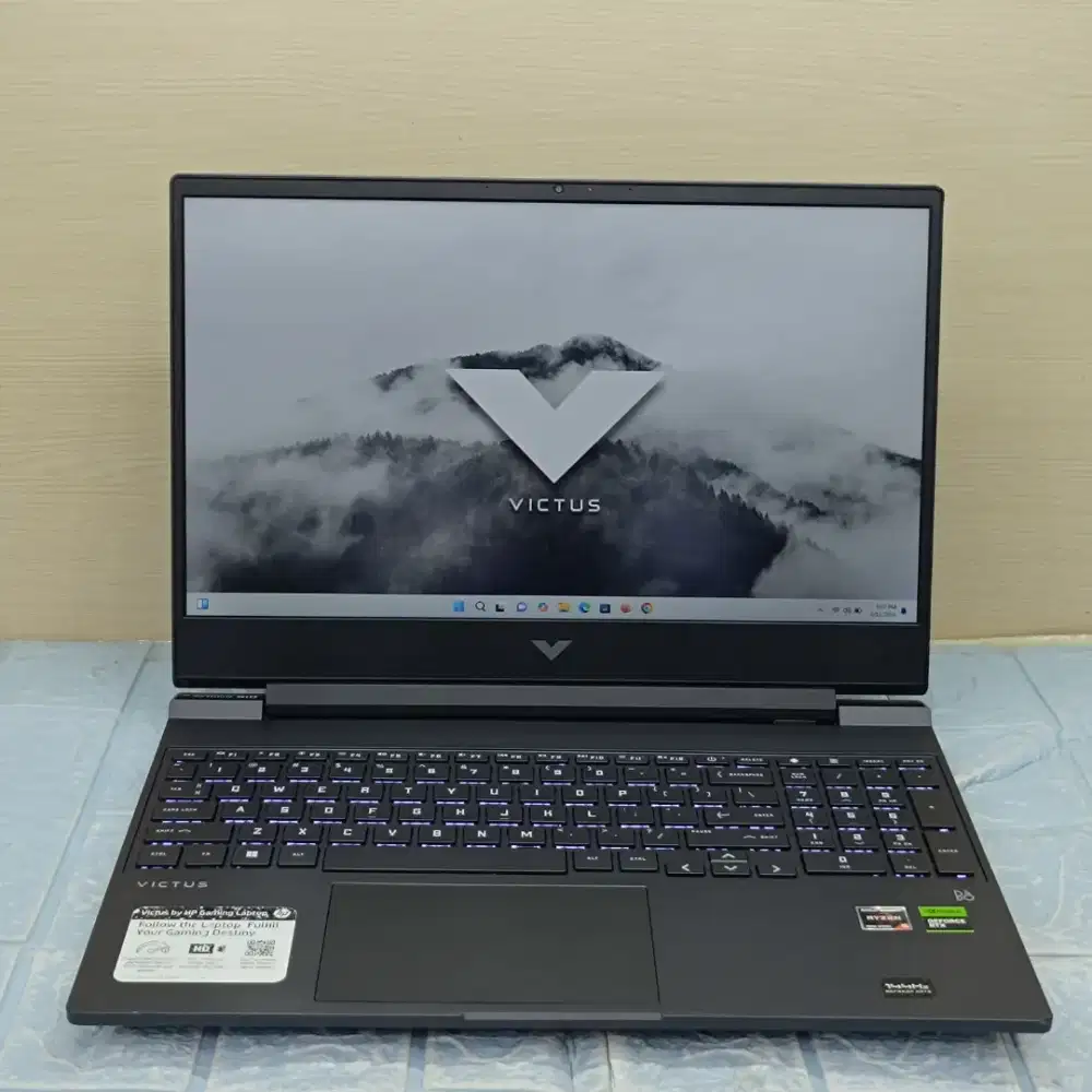 LAPTOP HP VICTUS GAMING 15-FB1013DX AMD RYZEN 5 7535HS RAM 8/ 512 GB