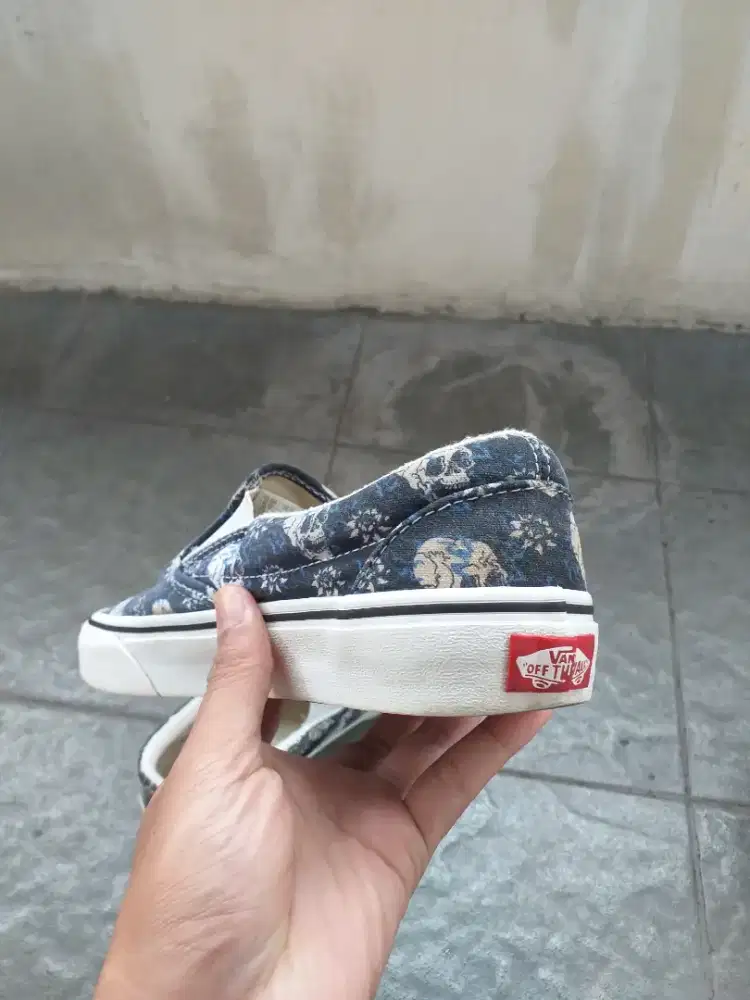 Sepatu second vans original