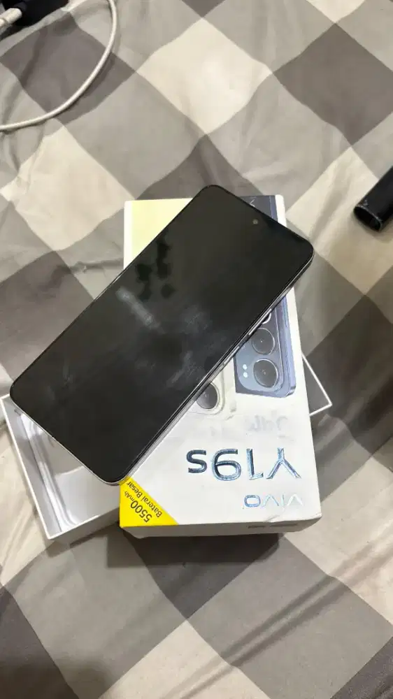 VIVO Y19S kelengkapan fullset