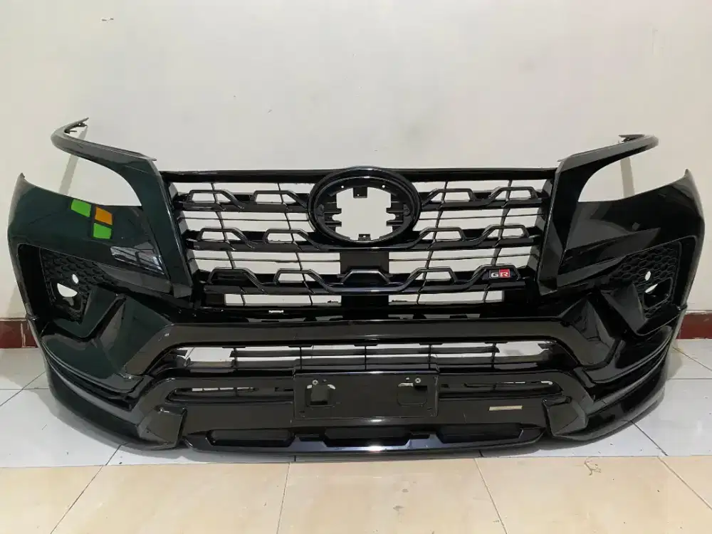 Bemper fortuner GR fullsett depan belakang original copotan