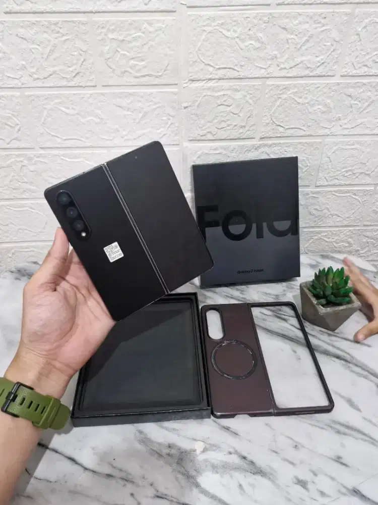 Samsung Fold 4 12/256gb minus dikit SEIN