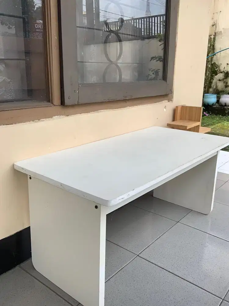 Meja Belajar Kayu