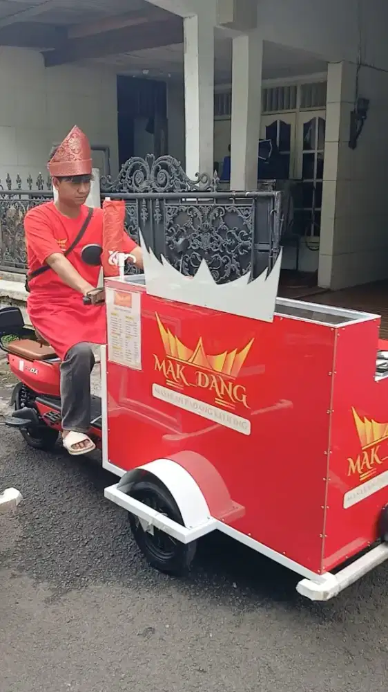 Lowongan Kerja Rider Nasi Padang