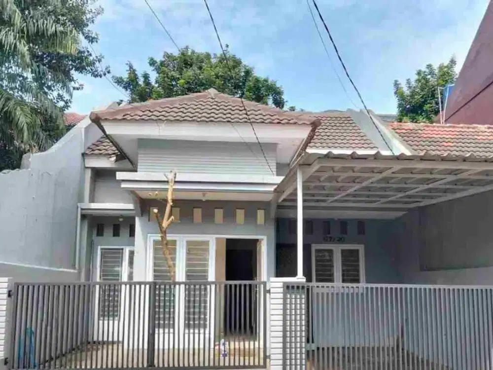 Rumah disewakan semi furnished bebas banjir KT 2 KM 2 di jatibening dkt LRT