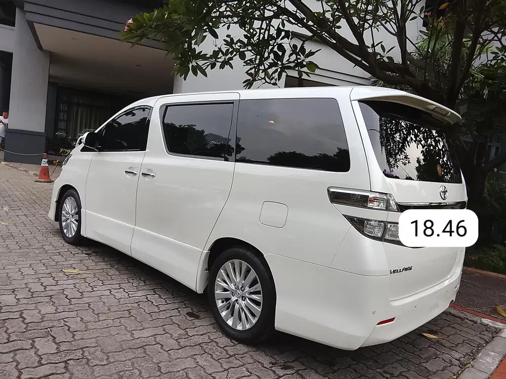 Toyota Vellfire 2015 Bensin