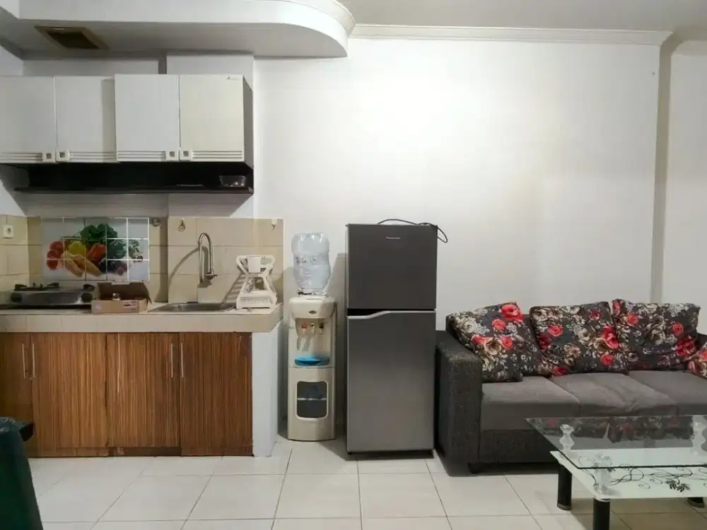 Disewakan Tipe 2 Kamar Furnish Lantai Rendah di Apartemen Mediterania Garden 2