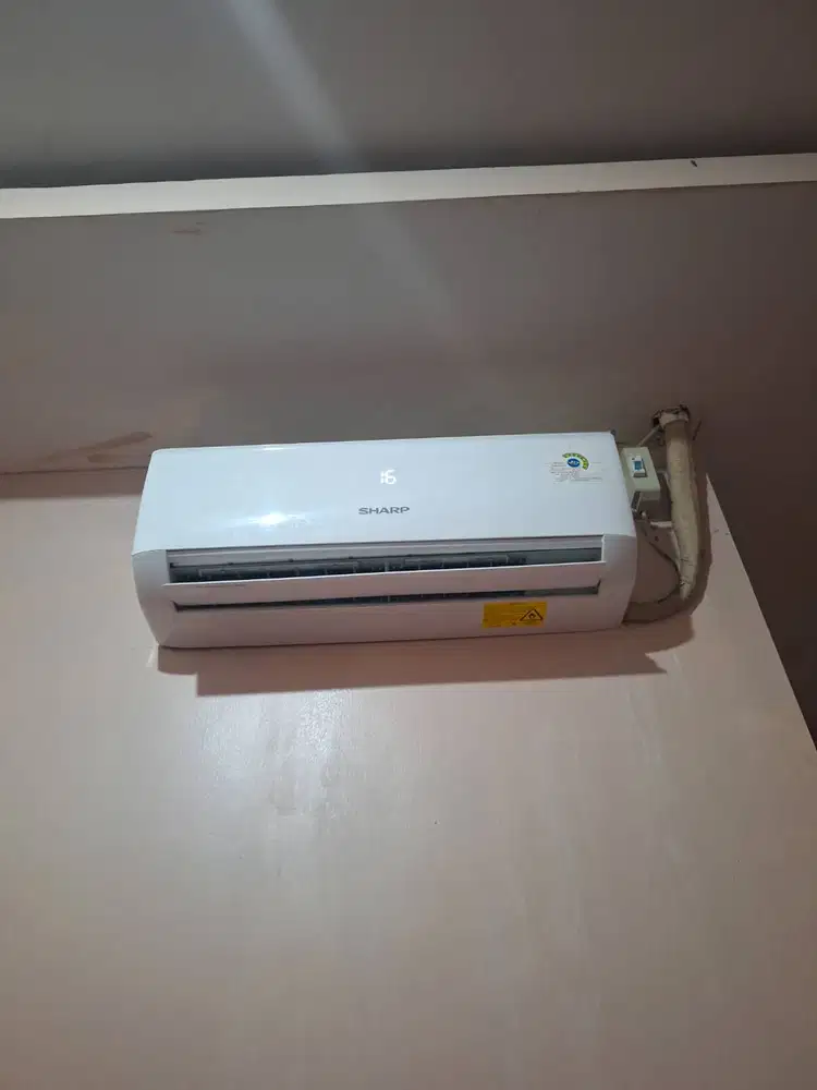 AC SHARP Elektronik bekas