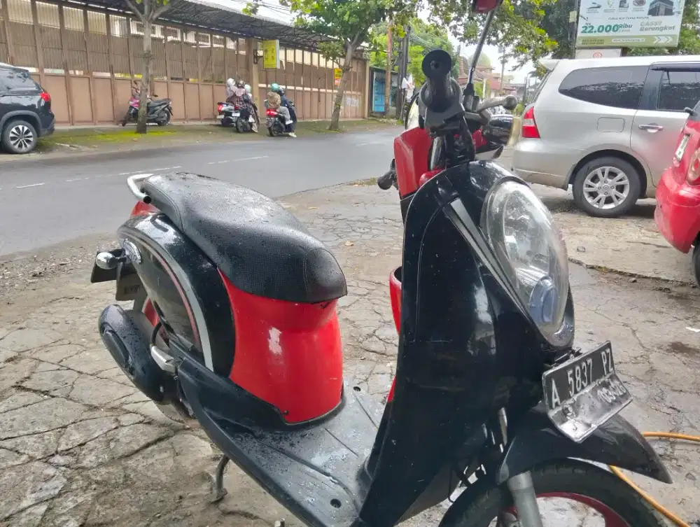 Honda scupy surat lengkap pajak telat plat A