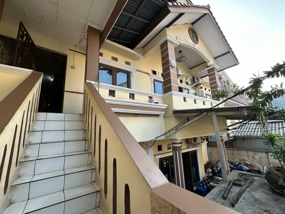 Rumah Kost 82 Kamar di Tomang Jakarta Barat