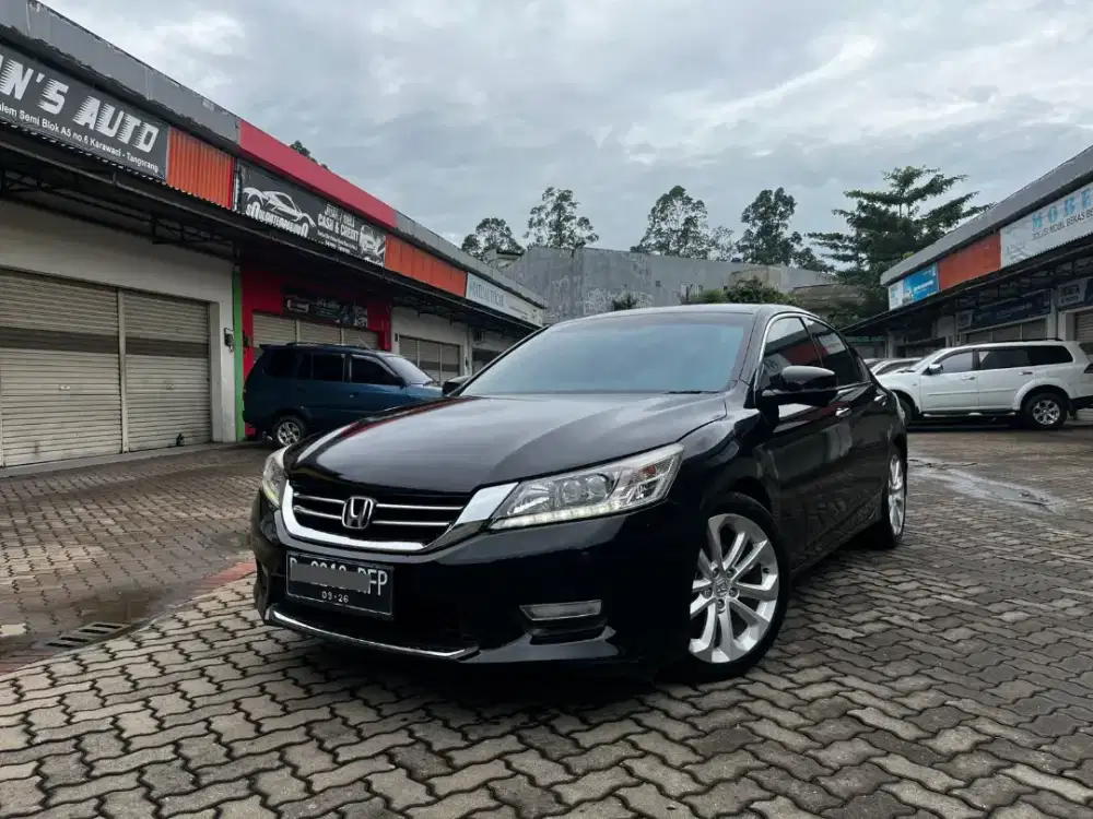 DP 5 JT NEW ACCORD VTIL AT 2013 BLACK EDITION !!