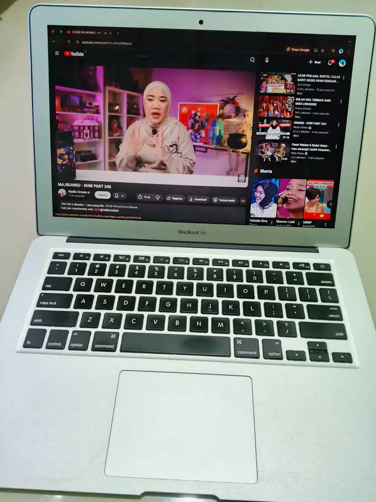 Macbook air 2017 i5 8/128 GB mulus