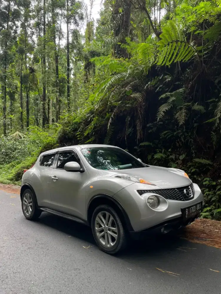 Nissan Juke RX Matic Tahun 2011 Sangat Istimewa Ex Dokter