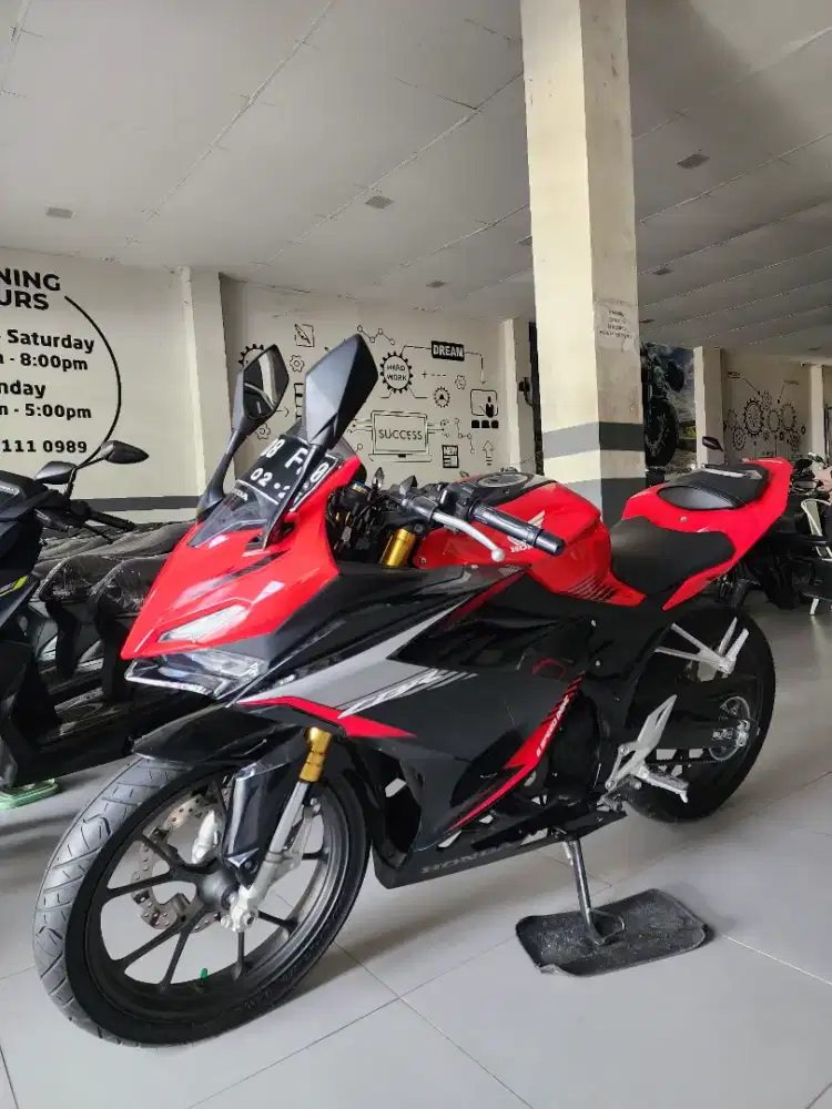 CBR 150R TAHUN 2021(PUTRA TUNGGAL MOTOR)